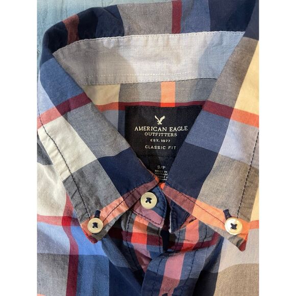 American Eagle Men’s Classic Fit Plaid Button Down Shirt Small - Picture 4 of 4